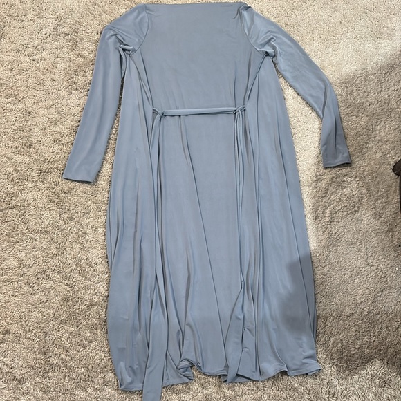 Fashion Nova Robe - Picture 4 of 4